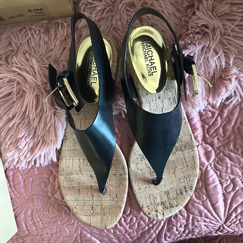 Michael Kors black and brown sandal size 8